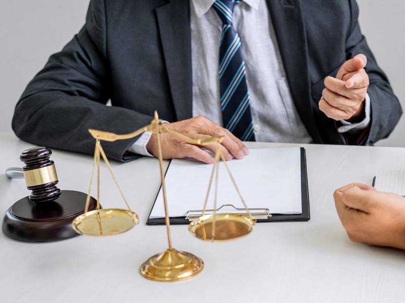 深圳继承律师视角：继承遗产与执行风险的深度剖析